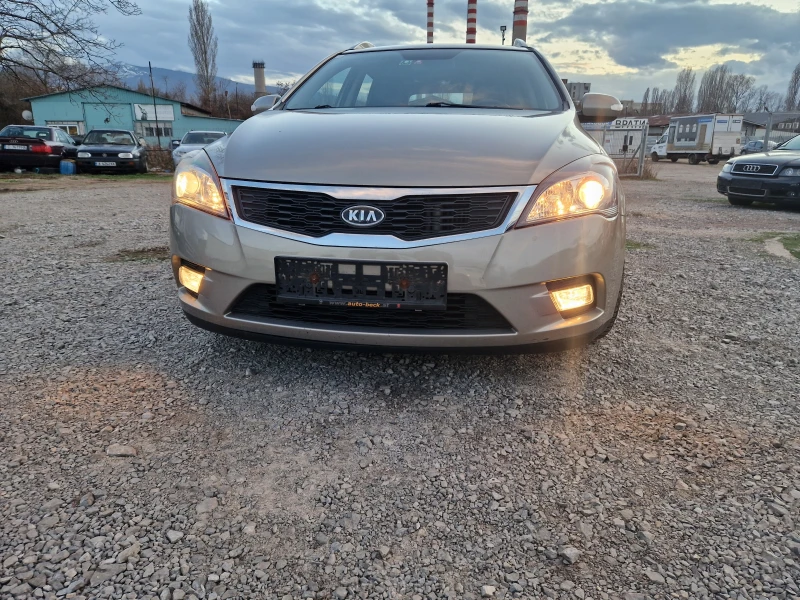 Kia Ceed ДИЗЕЛ 1.6CRDI, снимка 5 - Автомобили и джипове - 49497909