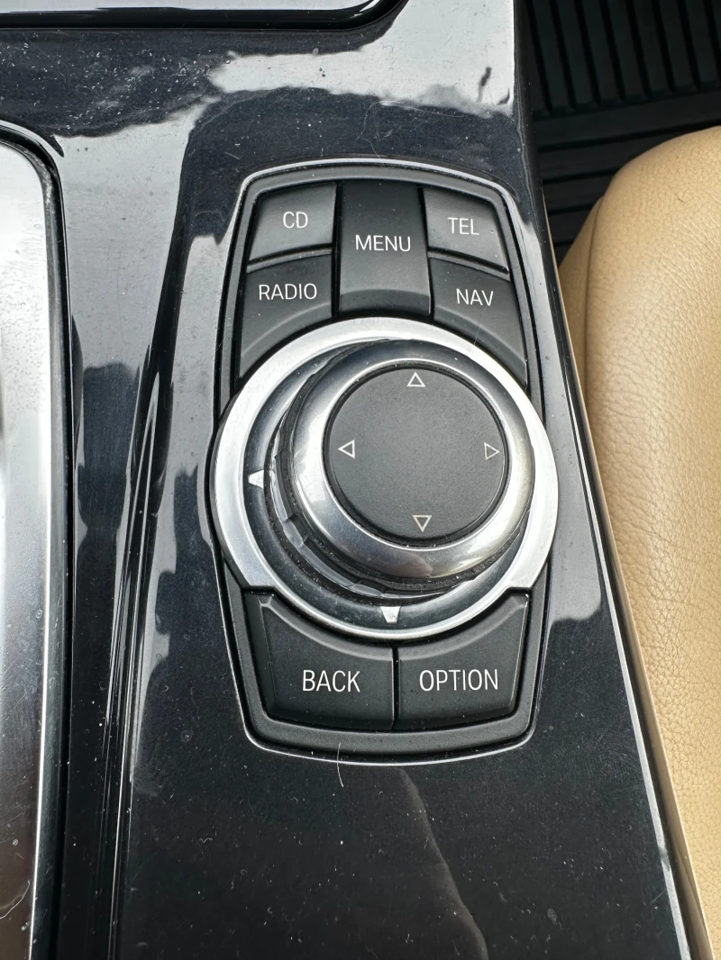 BMW 525 BMW 525 STEPTRONIC (F10), снимка 13 - Автомобили и джипове - 50038344