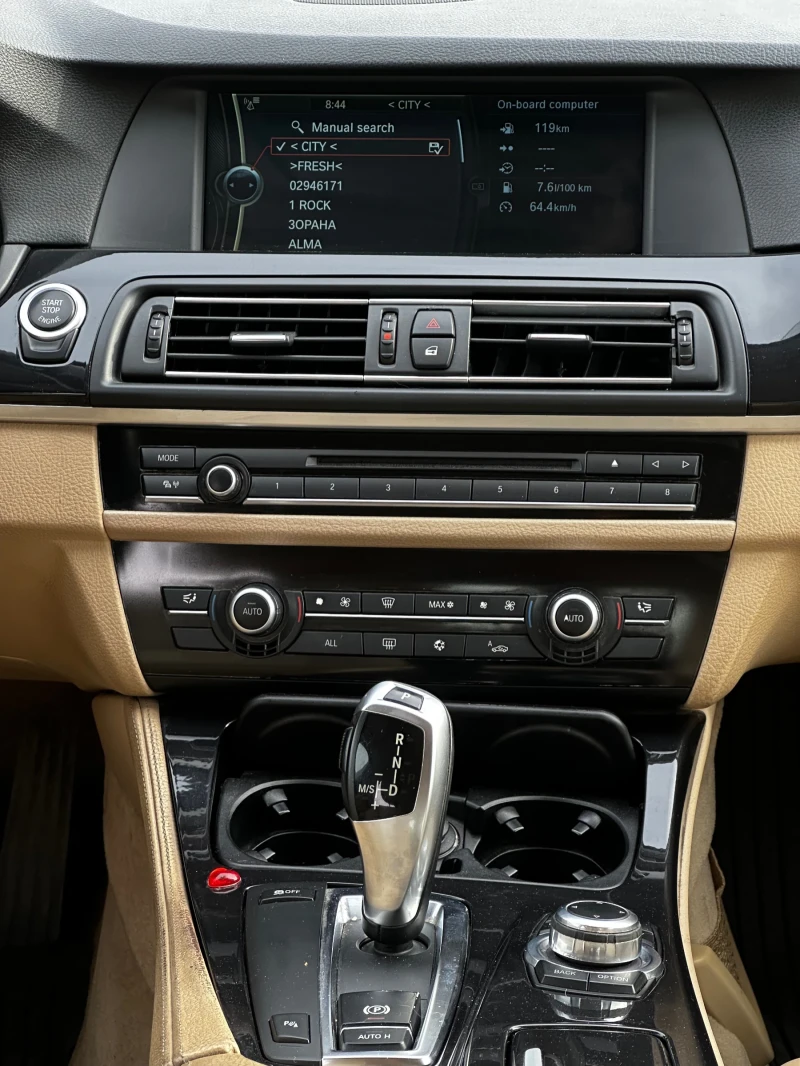 BMW 525 BMW 525 STEPTRONIC (F10), снимка 16 - Автомобили и джипове - 50038344