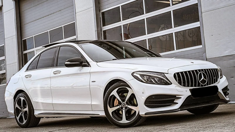 Mercedes-Benz C 220 AMG , снимка 3 - Автомобили и джипове - 50389837