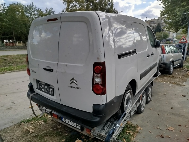 Citroen Berlingo 1.6hdi, снимка 4 - Автомобили и джипове - 52288530