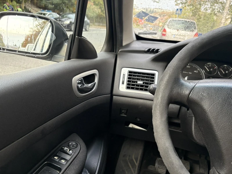 Peugeot 307, снимка 14 - Автомобили и джипове - 52188291
