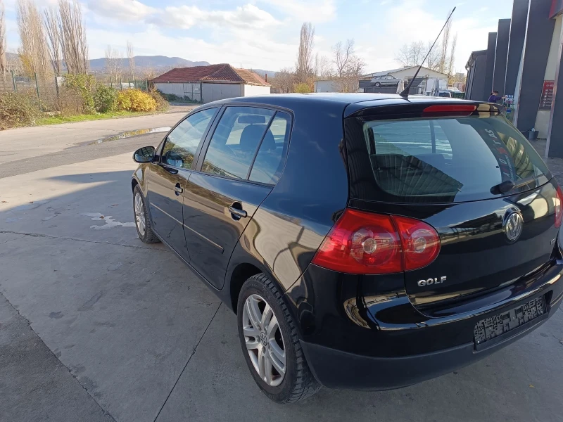 VW Golf 1.9tdi, снимка 4 - Автомобили и джипове - 52514071