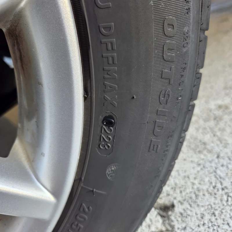 VW Golf, снимка 5 - Автомобили и джипове - 52776347