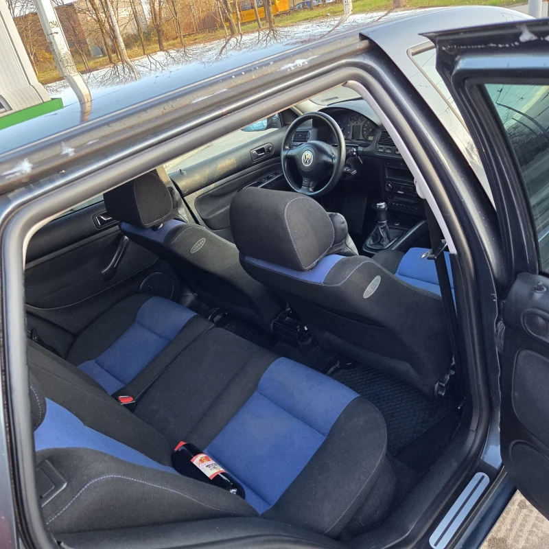 VW Golf, снимка 7 - Автомобили и джипове - 52776347