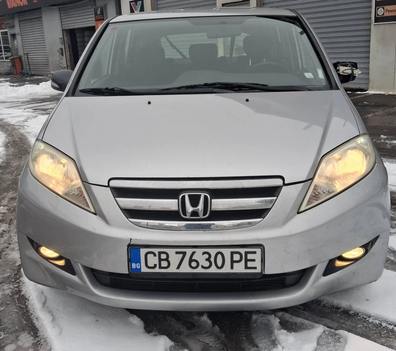 Honda Fr-v, снимка 3 - Автомобили и джипове - 53034518