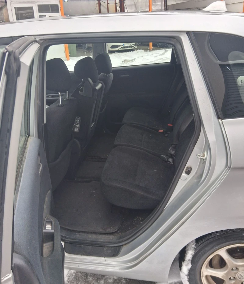 Honda Fr-v, снимка 7 - Автомобили и джипове - 53034518