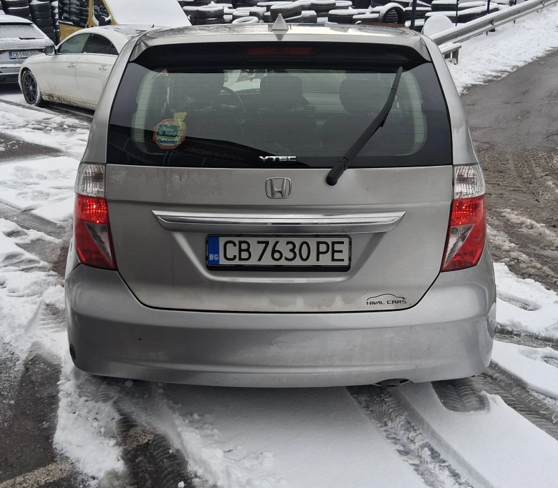 Honda Fr-v, снимка 5 - Автомобили и джипове - 53034518
