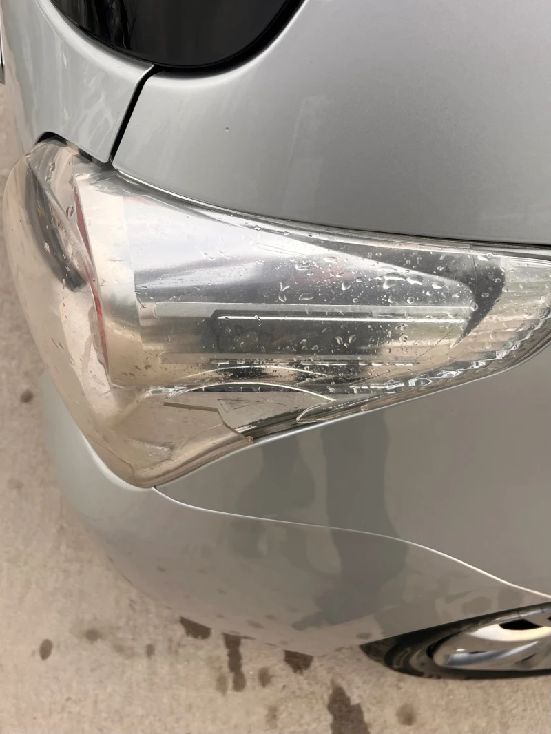 Toyota Verso Facelift 2.0 d4d 6+ 1, снимка 15 - Автомобили и джипове - 53156219