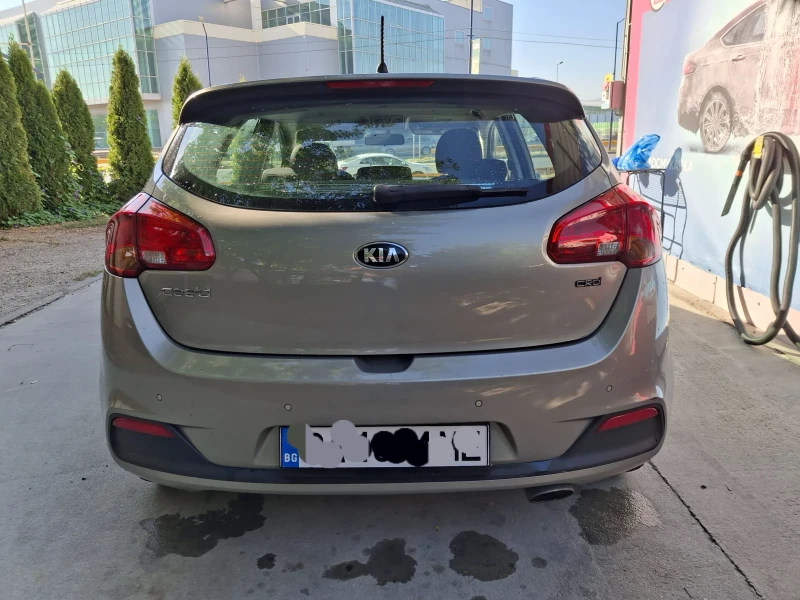 Kia Ceed, снимка 6 - Автомобили и джипове - 53413955
