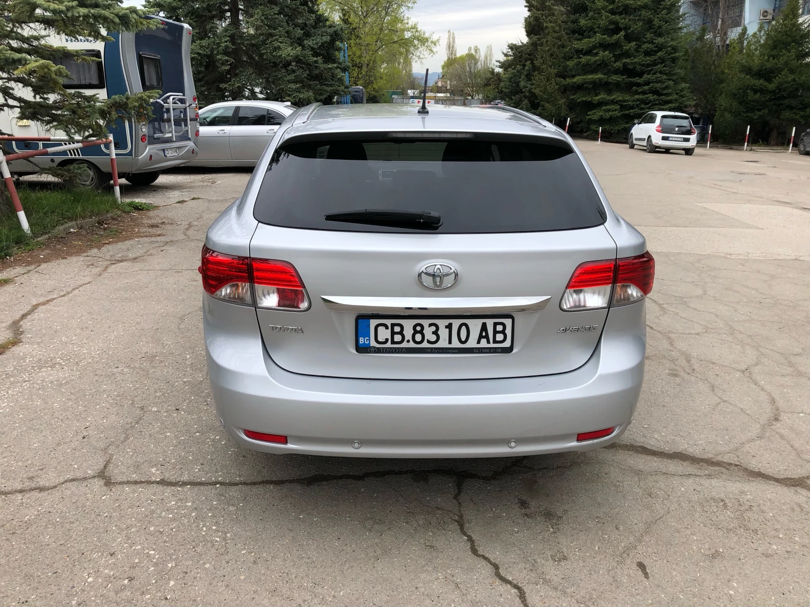 Toyota Avensis 2.2 D-CAT FACELIFT - изображение 4
