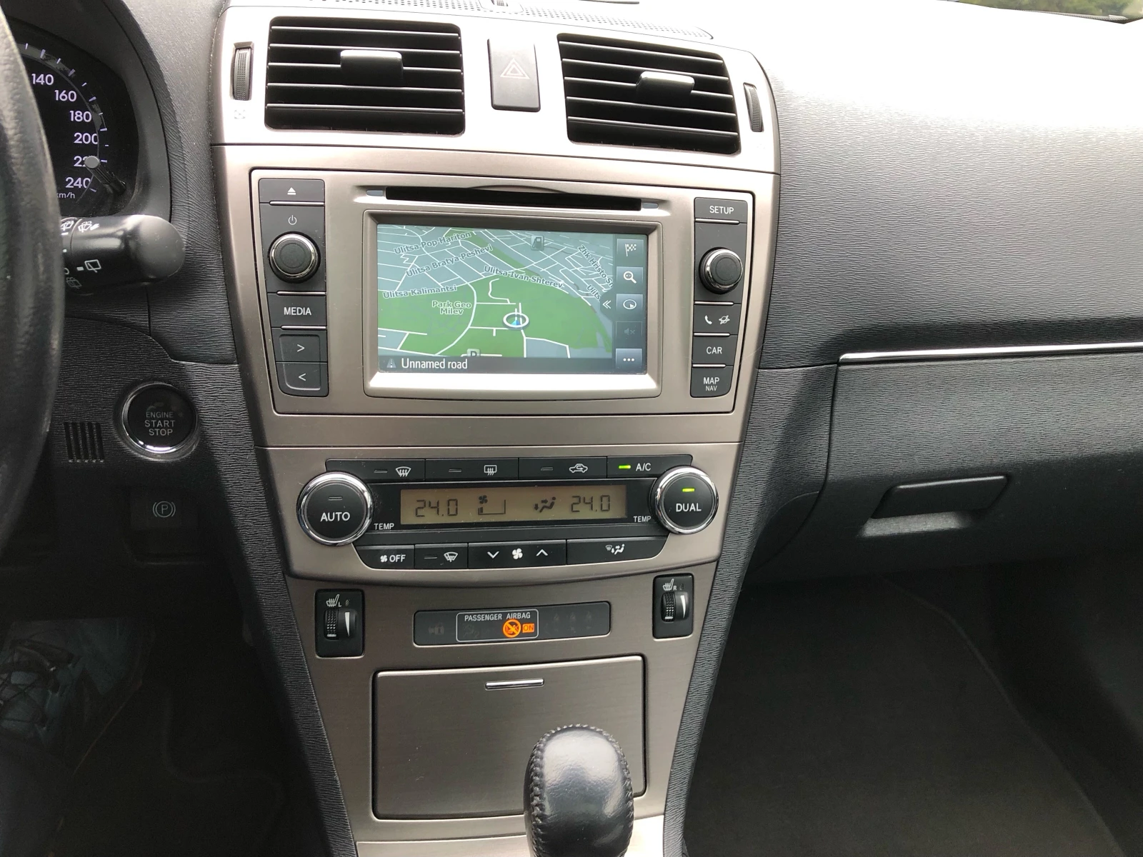 Toyota Avensis 2.2 D-CAT FACELIFT - изображение 8