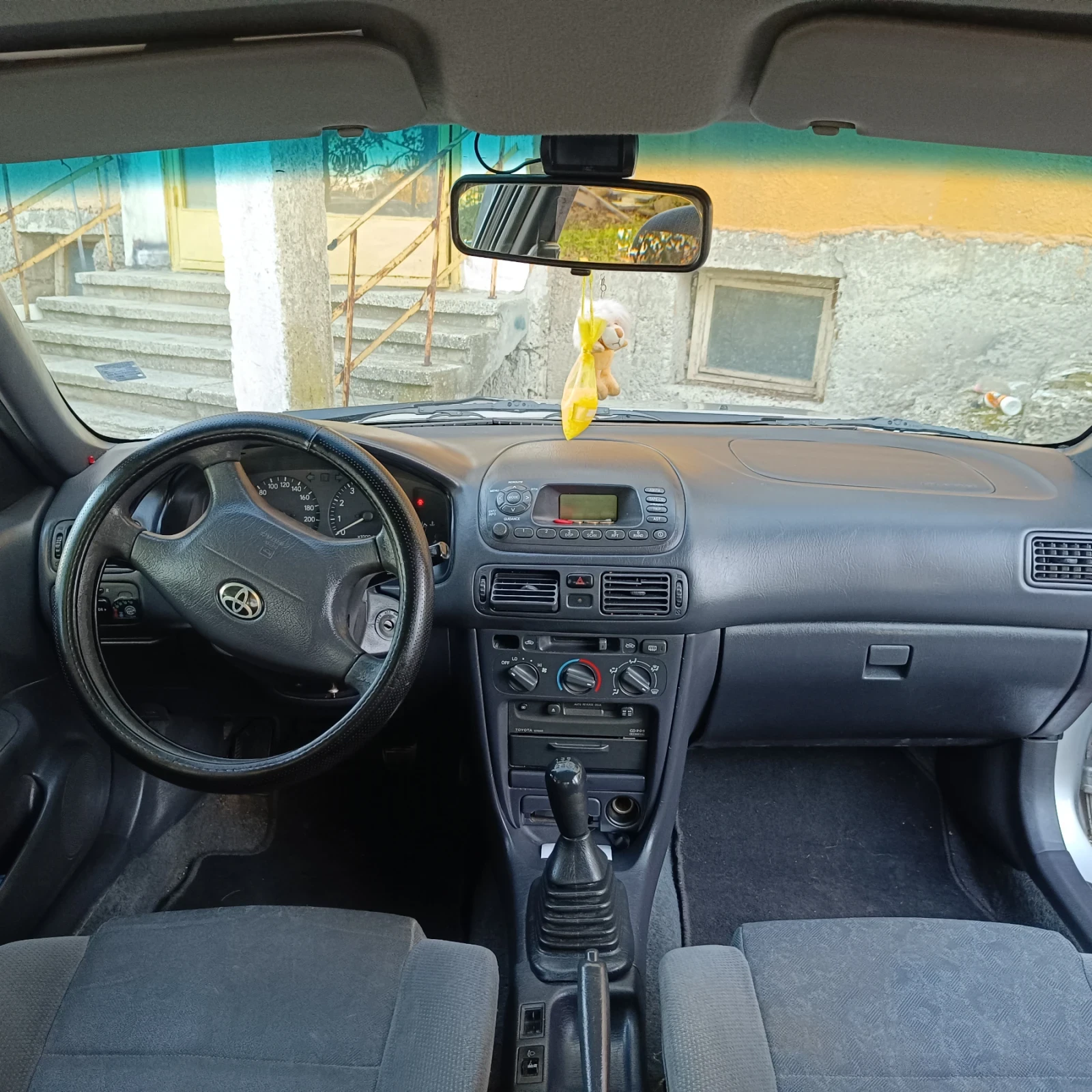 Toyota Corolla  | Mobile.bg   5