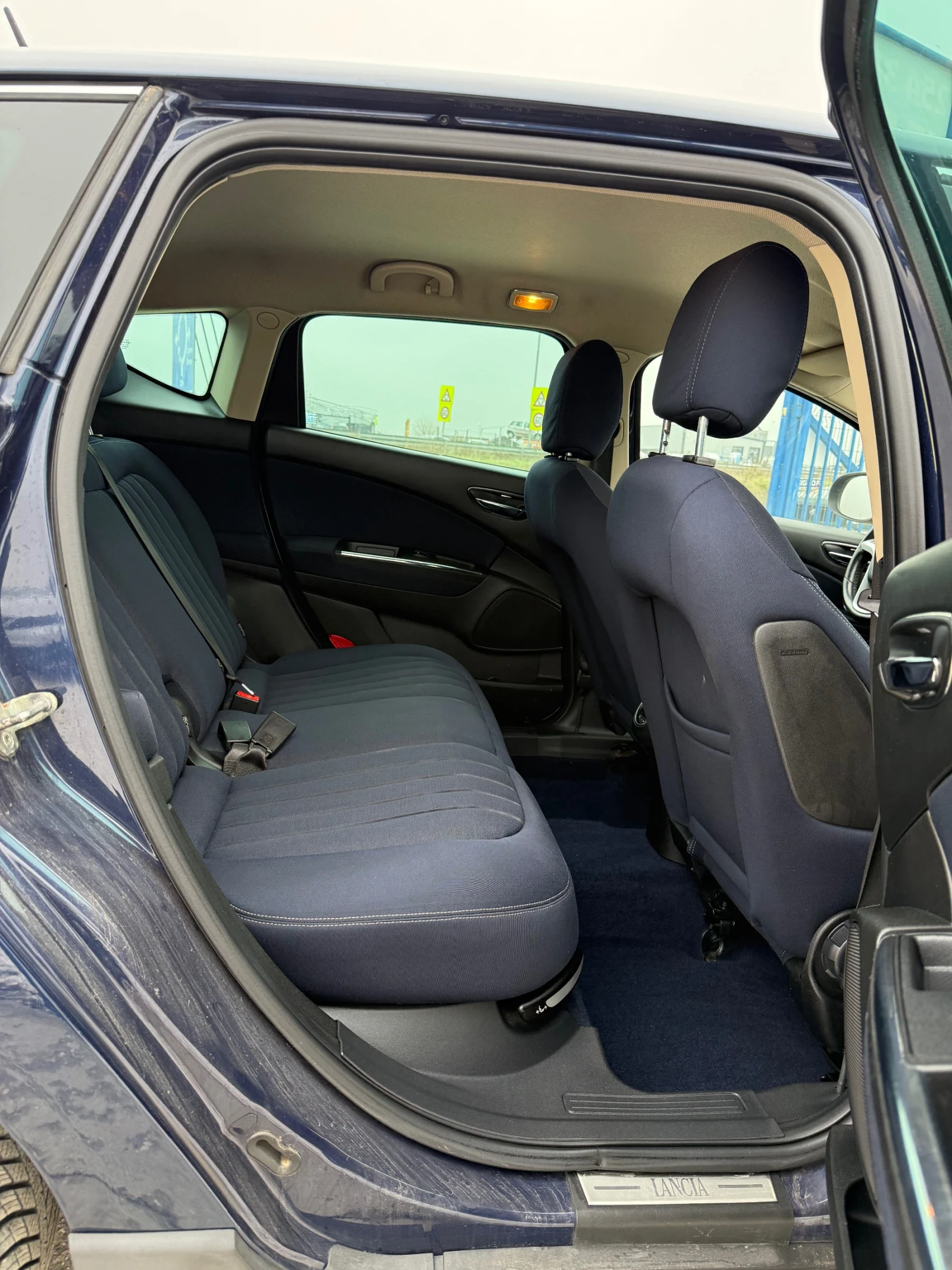 Lancia Delta 1.6 MJet | Mobile.bg � ����������� 12