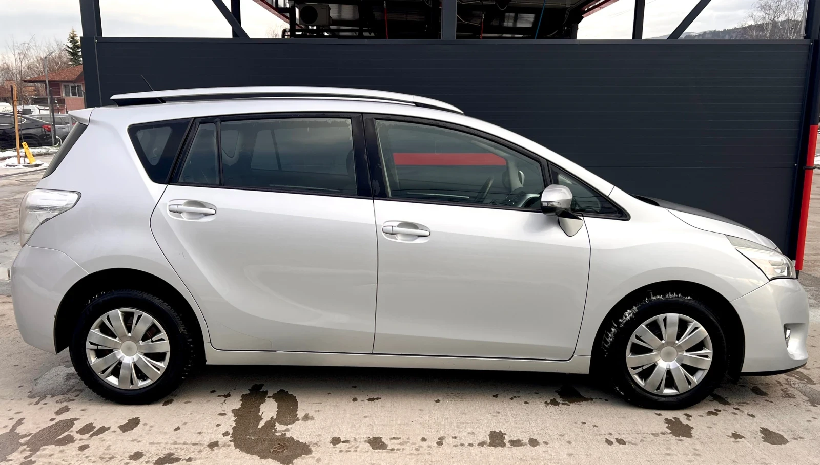 Toyota Verso Facelift 2.0 d4d 6+ 1 - изображение 5