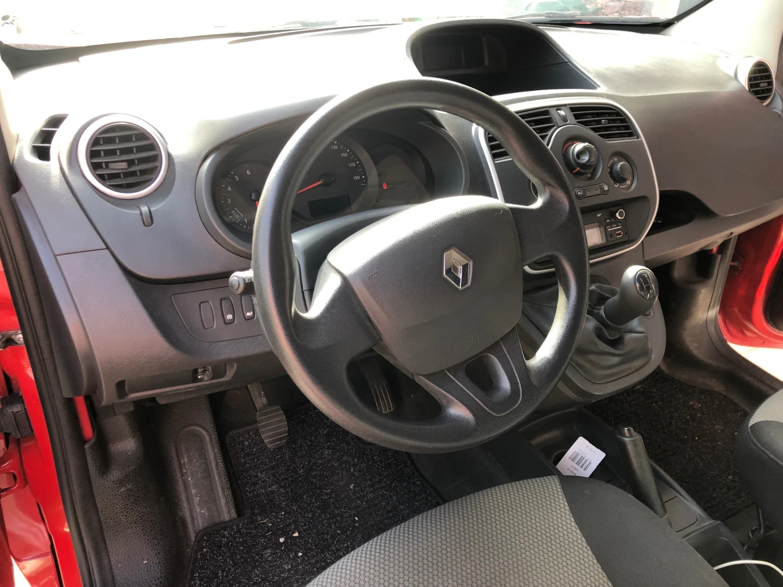 Renault Kangoo 1.5 TDCI -Euro6 - изображение 8
