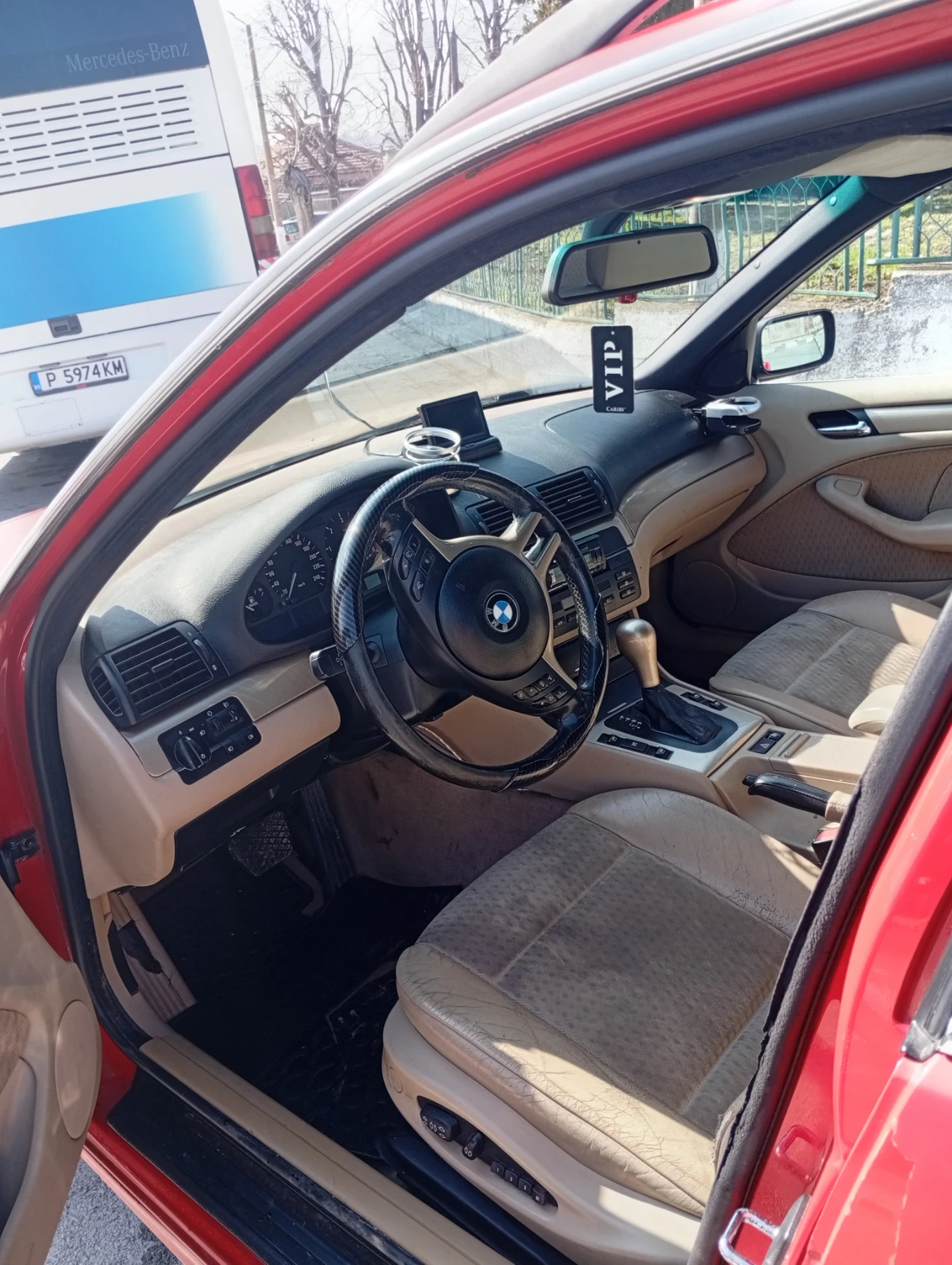 BMW 330, снимка 7 - Автомобили и джипове - 53932473