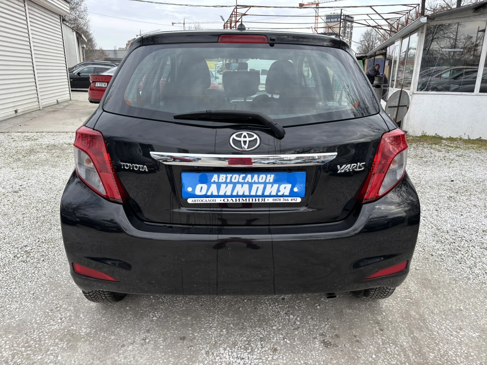 Toyota Yaris 1.3 VVTi-100 к.с., снимка 4 - Автомобили и джипове - 53987449