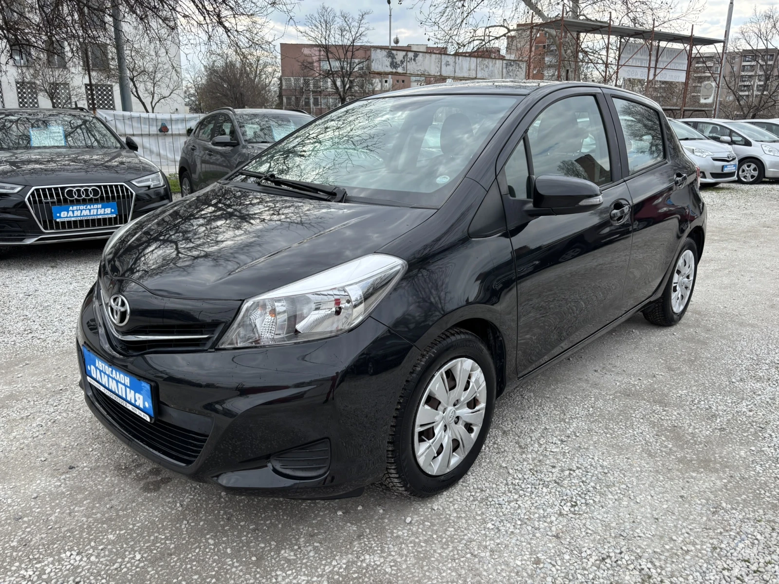 Toyota Yaris 1.3 VVTi-100 к.с., снимка 2 - Автомобили и джипове - 53987449