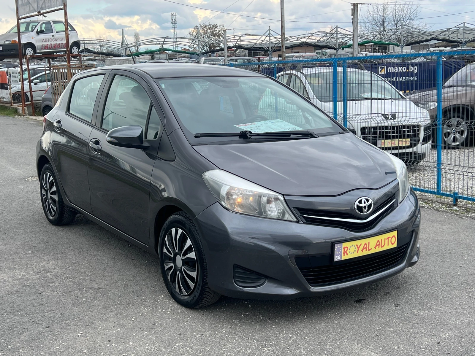 Toyota Yaris ЛИЗИНГ-КЛИМА-КАМЕРА, снимка 2 - Автомобили и джипове - 54008324