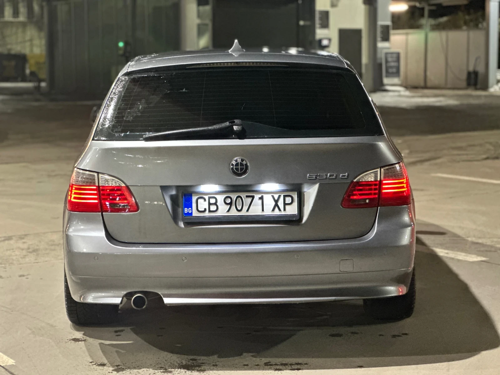 BMW 530, снимка 8 - Автомобили и джипове - 54070589