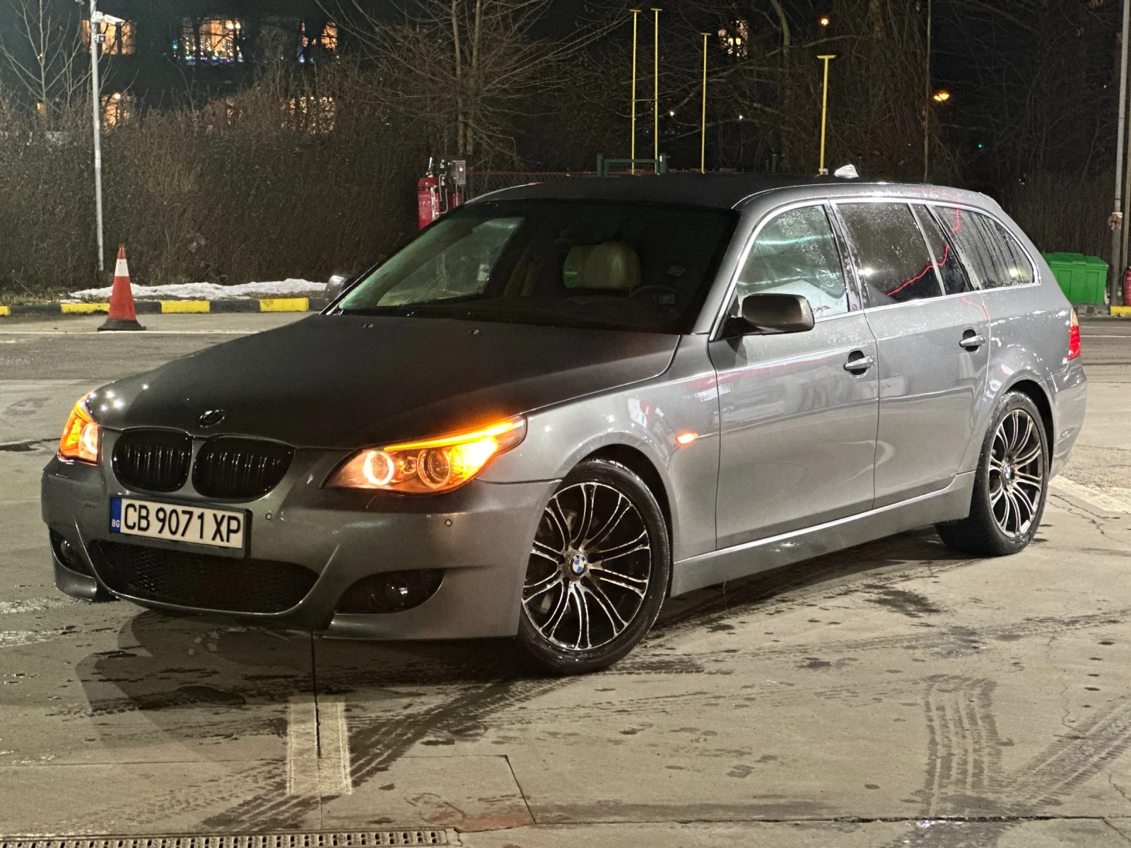 BMW 530, снимка 15 - Автомобили и джипове - 54070589