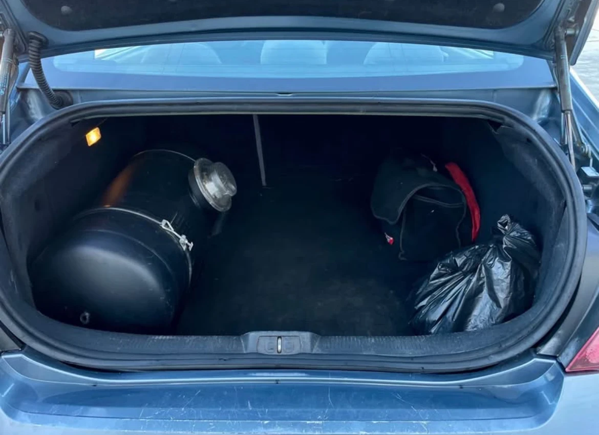 Peugeot 407 2.0i ГАЗ, снимка 9 - Автомобили и джипове - 54168450