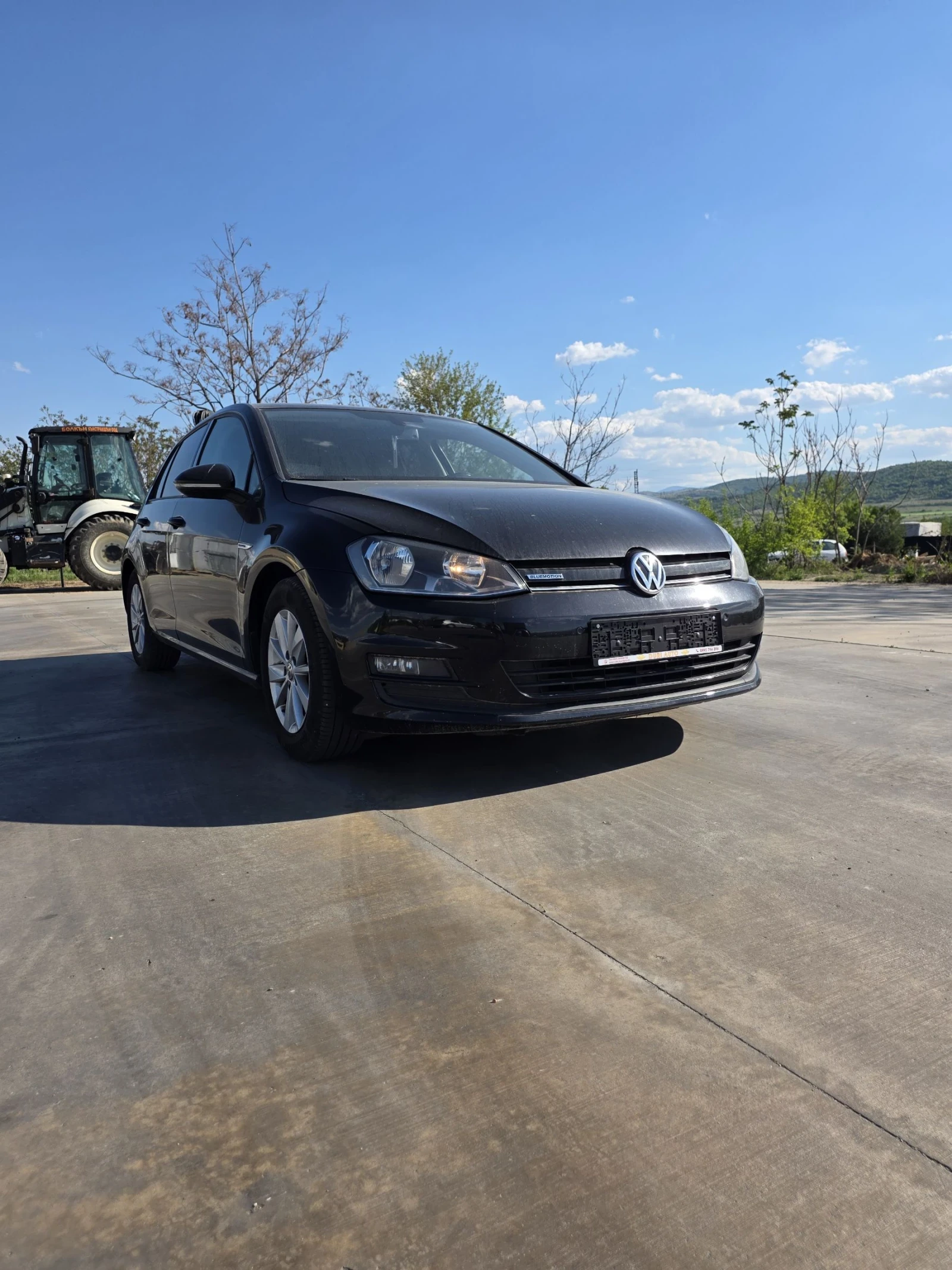 VW Golf 1.6 TDI , снимка 2 - Автомобили и джипове - 54435816