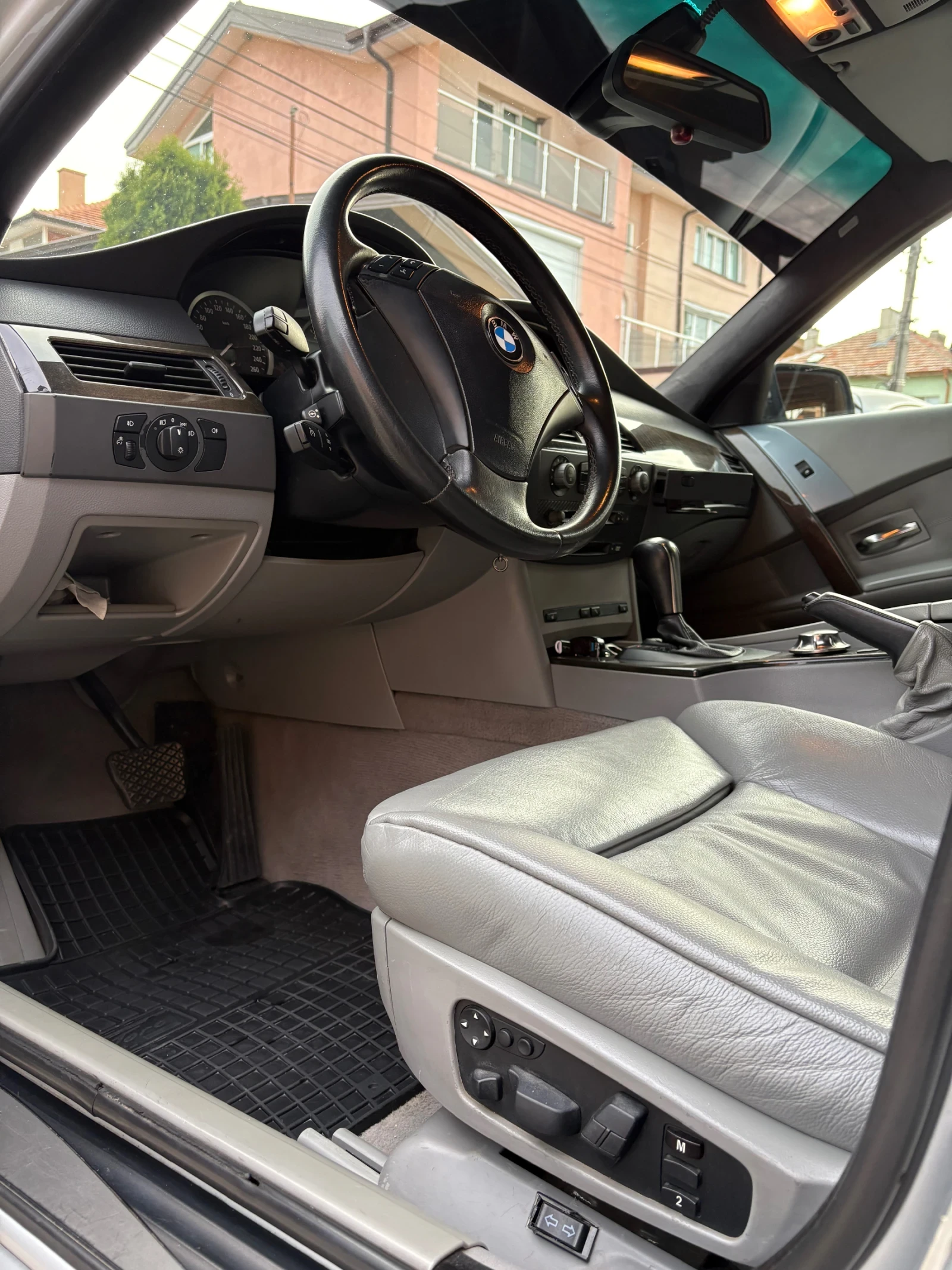 BMW 530 530d, снимка 10 - Автомобили и джипове - 54546411
