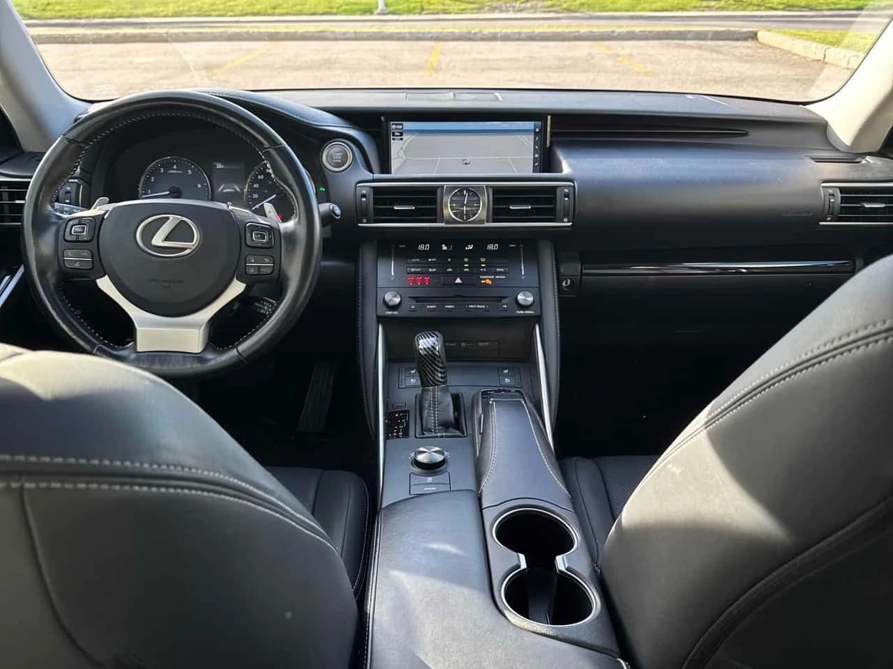 Lexus IS * 300 * CARFAX * БЕЗ ПЪРВОНАЧАЛНА ВНОСКА, снимка 9 - Автомобили и джипове - 54606085