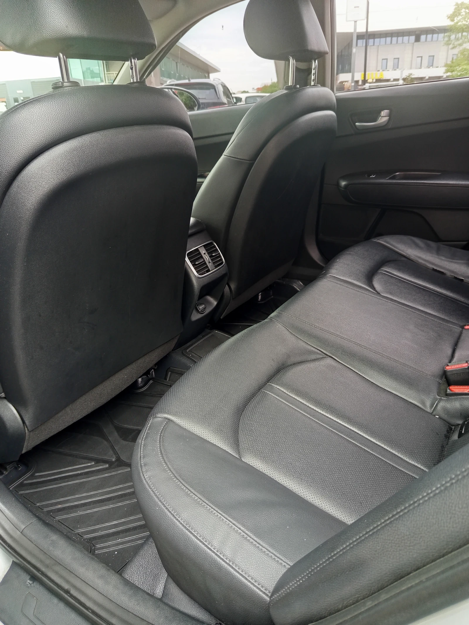 Kia K5 2.0 Течна фаза, снимка 10 - Автомобили и джипове - 54647093