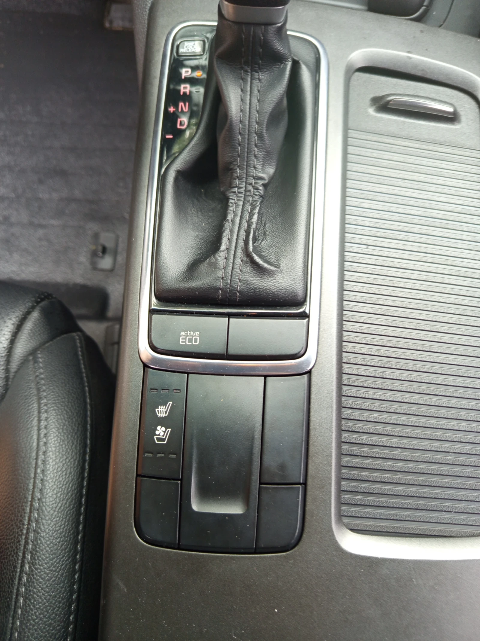 Kia K5 2.0 Течна фаза, снимка 7 - Автомобили и джипове - 54647093