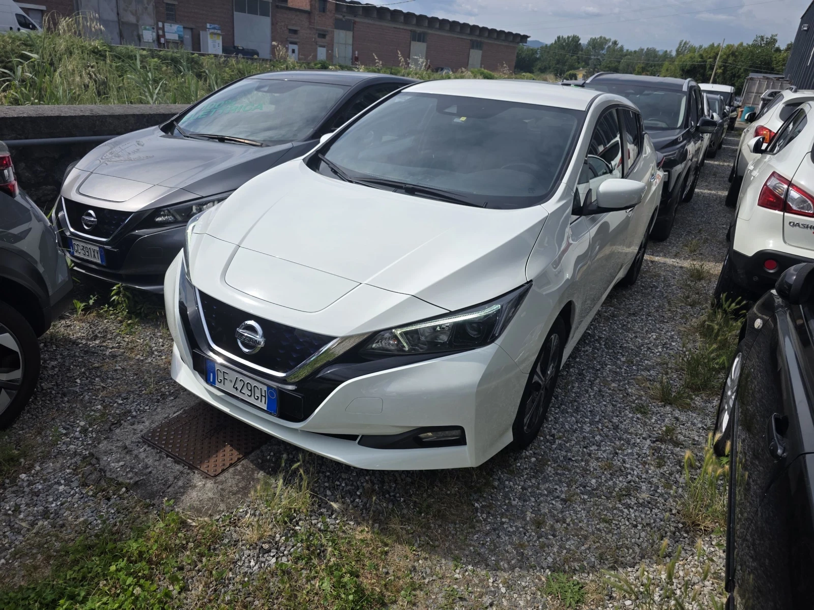 Nissan Leaf  e+ 62KWH/64.000км./РЕАЛНИ КИЛОМЕТРИ/ОБСЛУЖЕН/