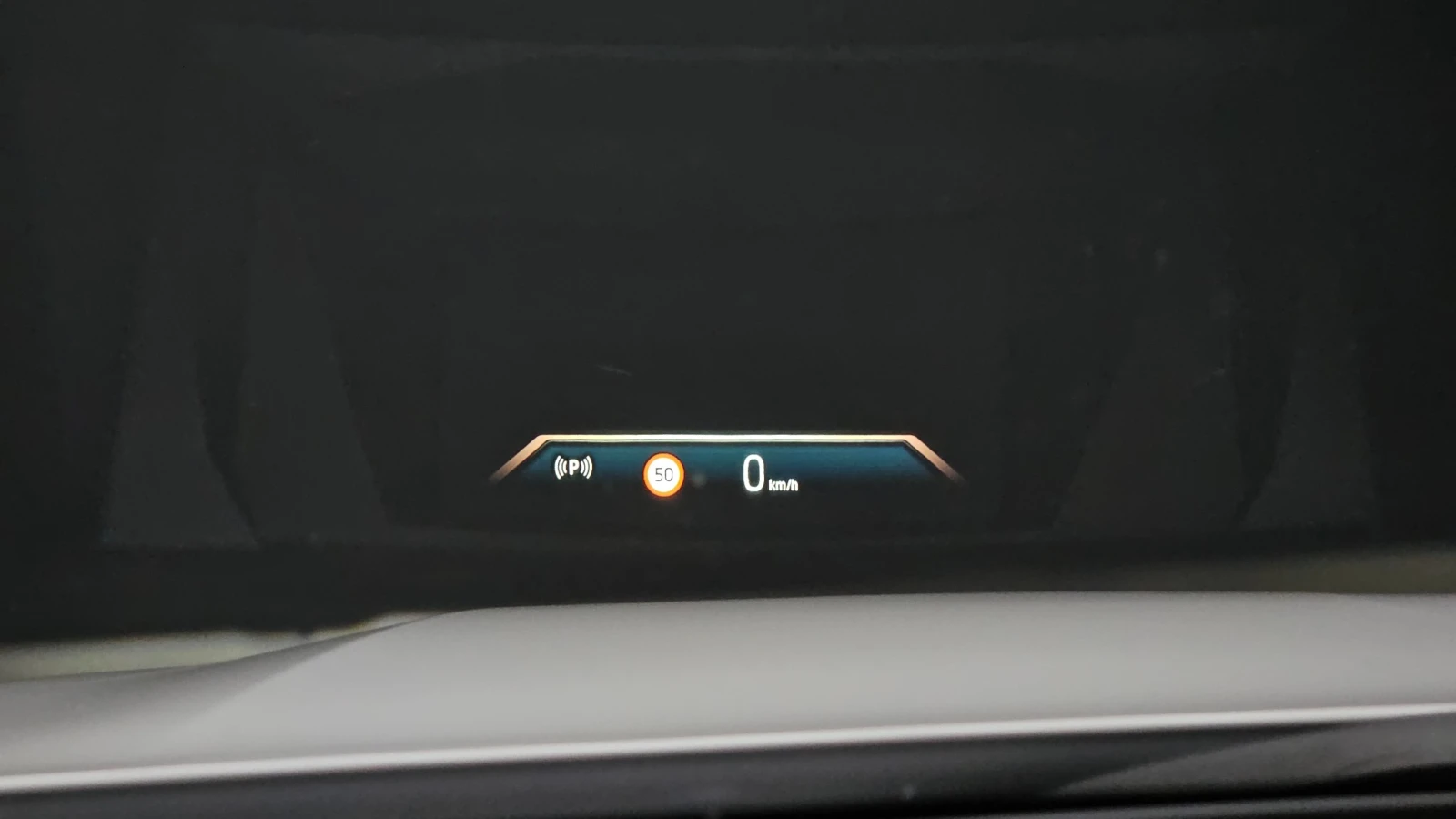 BMW 530 * ОБДУХВАНЕ * 360 КАМЕРА * ПАНОРАМА * ХЕД-ЪП * , снимка 8 - Автомобили и джипове - 55062423