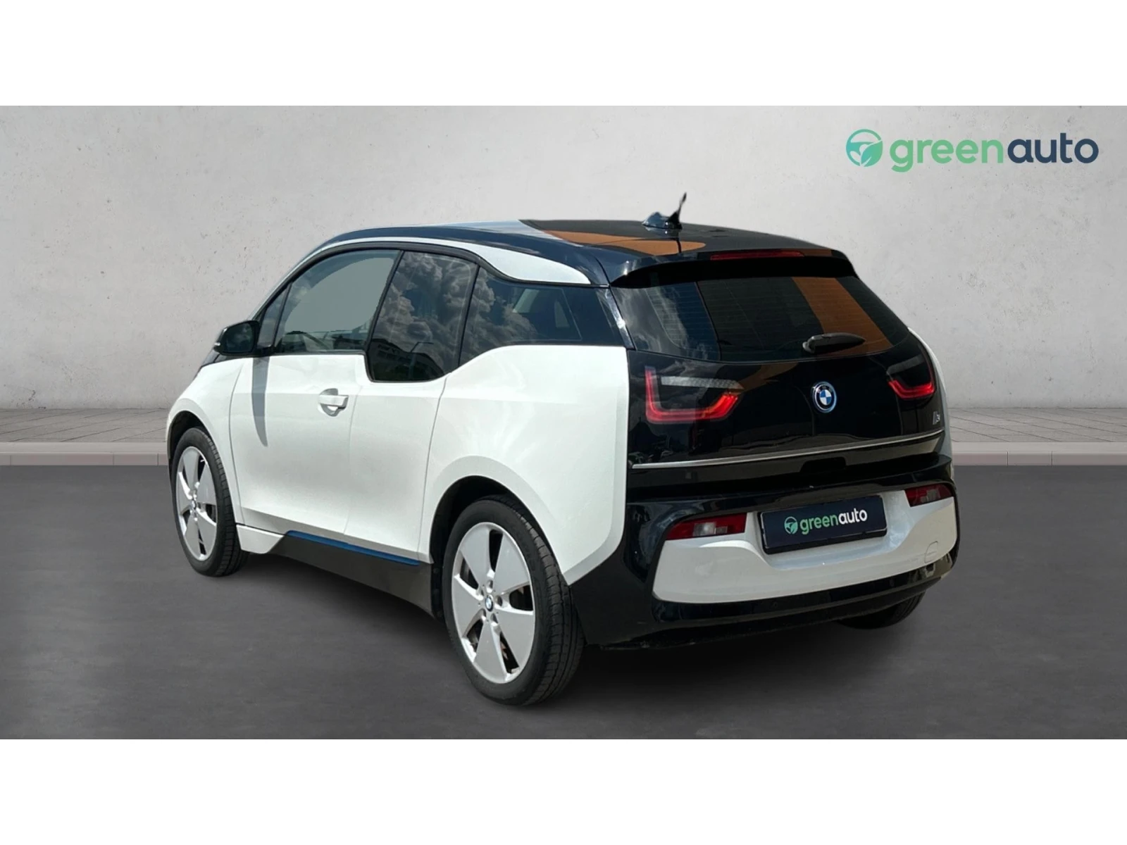 BMW i3 120 Ah Термопомпа, Месечна вноска от 222  , снимка 2 - Автомобили и джипове - 55063620