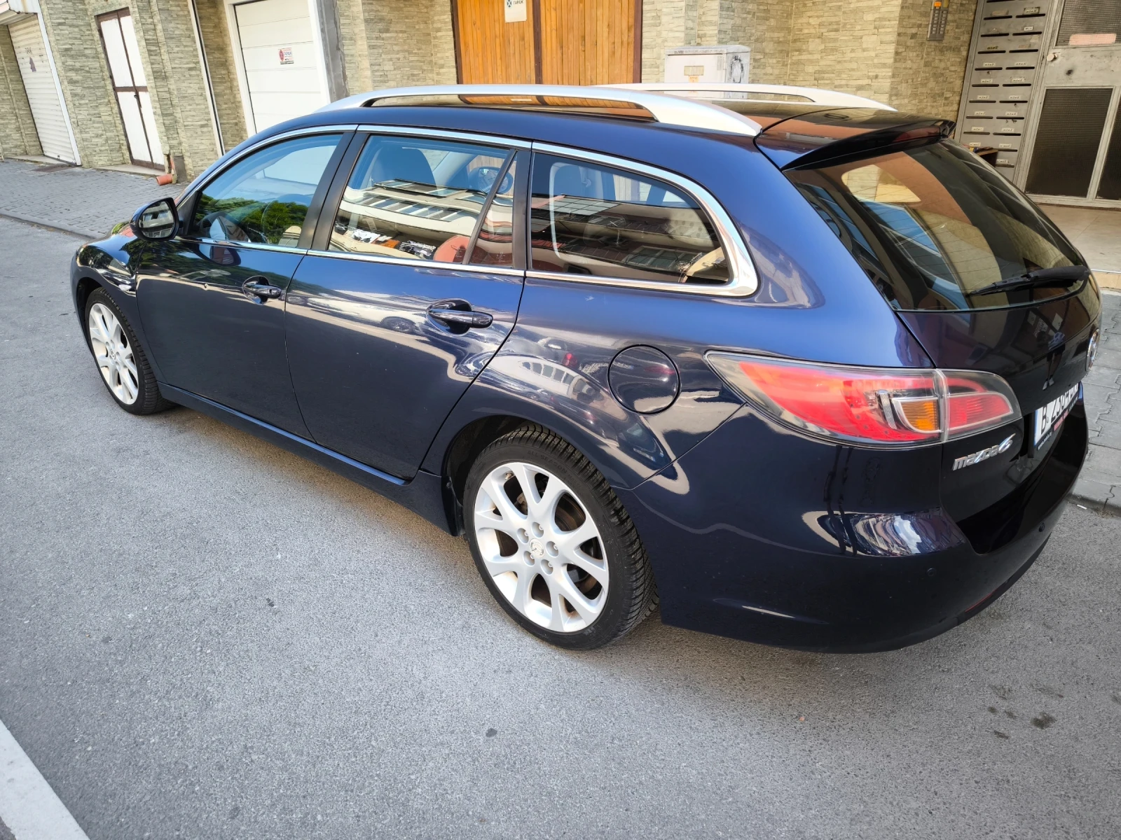 Mazda 6 Sport wagon, снимка 4 - Автомобили и джипове - 56232122