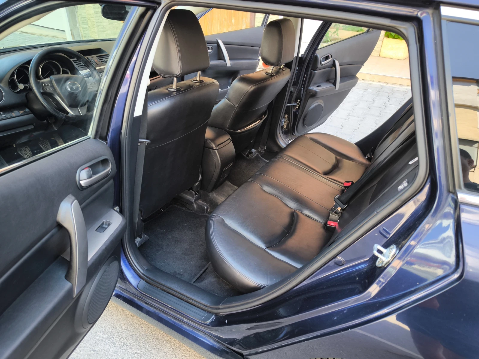 Mazda 6 Sport wagon, снимка 15 - Автомобили и джипове - 56232122