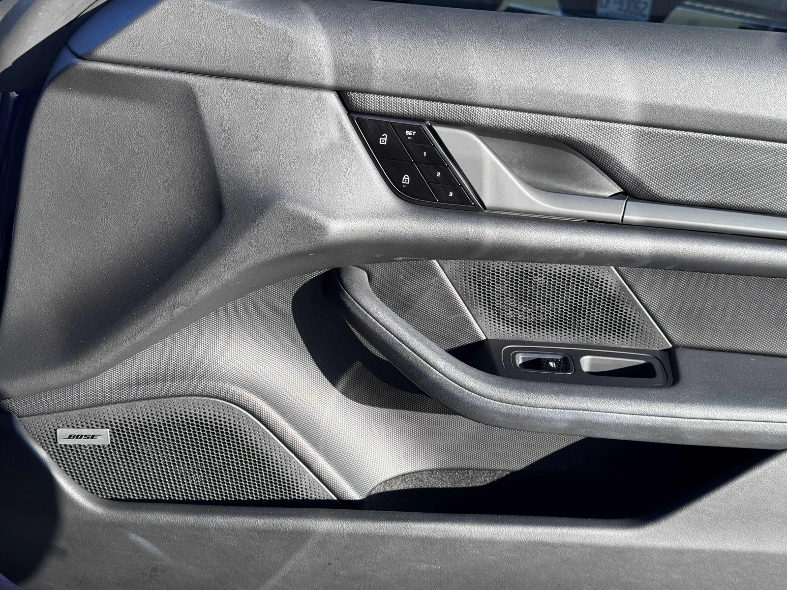 Porsche Taycan 4S* AWD* �����*  | Mobile.bg � ����������� 10