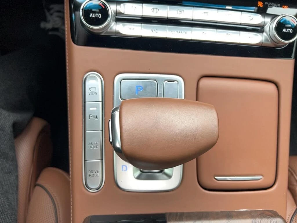 Genesis G90 5.0 V8 AWD* FULL* 360 ������* ���������* ������ �� | Mobile.bg � ����������� 14