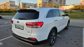 Kia Sorento 2.2 CDTI 4X4 * CARPLAY* , снимка 4