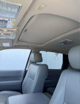 Toyota Sequoia 4WD * 8 МЕСТА * СЕРВИЗНА ИСТОРИЯ * CARFAX *  | Auto.bg — изображение 8