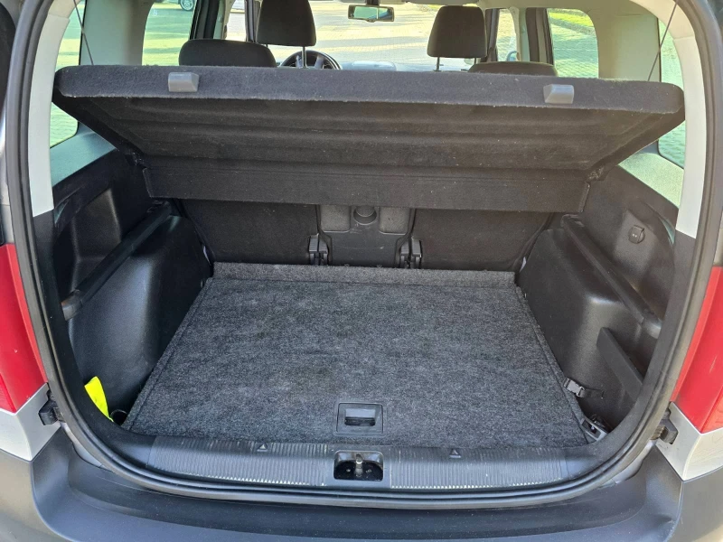 Skoda Yeti ТОП СЪСТОЯНИЕ/4х4/1.8, снимка 15 - Автомобили и джипове - 53271034