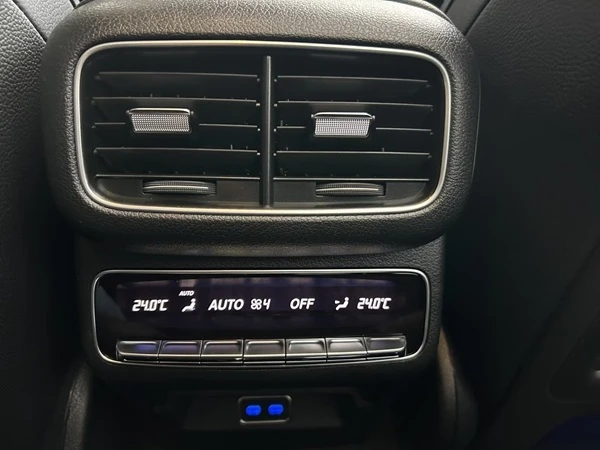 Mercedes-Benz GLE 580 4Matic = AMG Line = Premium Гаранция, снимка 12 - Автомобили и джипове - 54729708