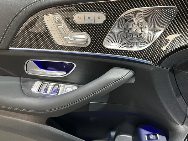 Mercedes-Benz GLE 580 4Matic = AMG Line = Premium Гаранция, снимка 6 - Автомобили и джипове - 54729708