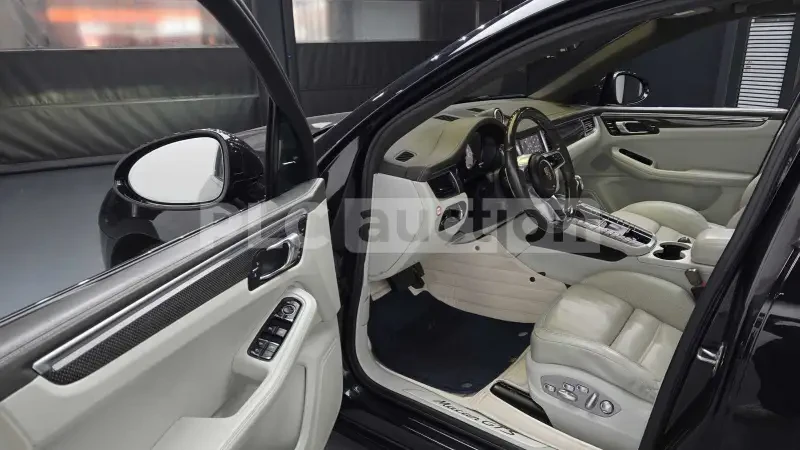 Porsche Macan GTS, ЛИЗИНГ, ЦЕНА до БГ, снимка 10 - Автомобили и джипове - 55415631