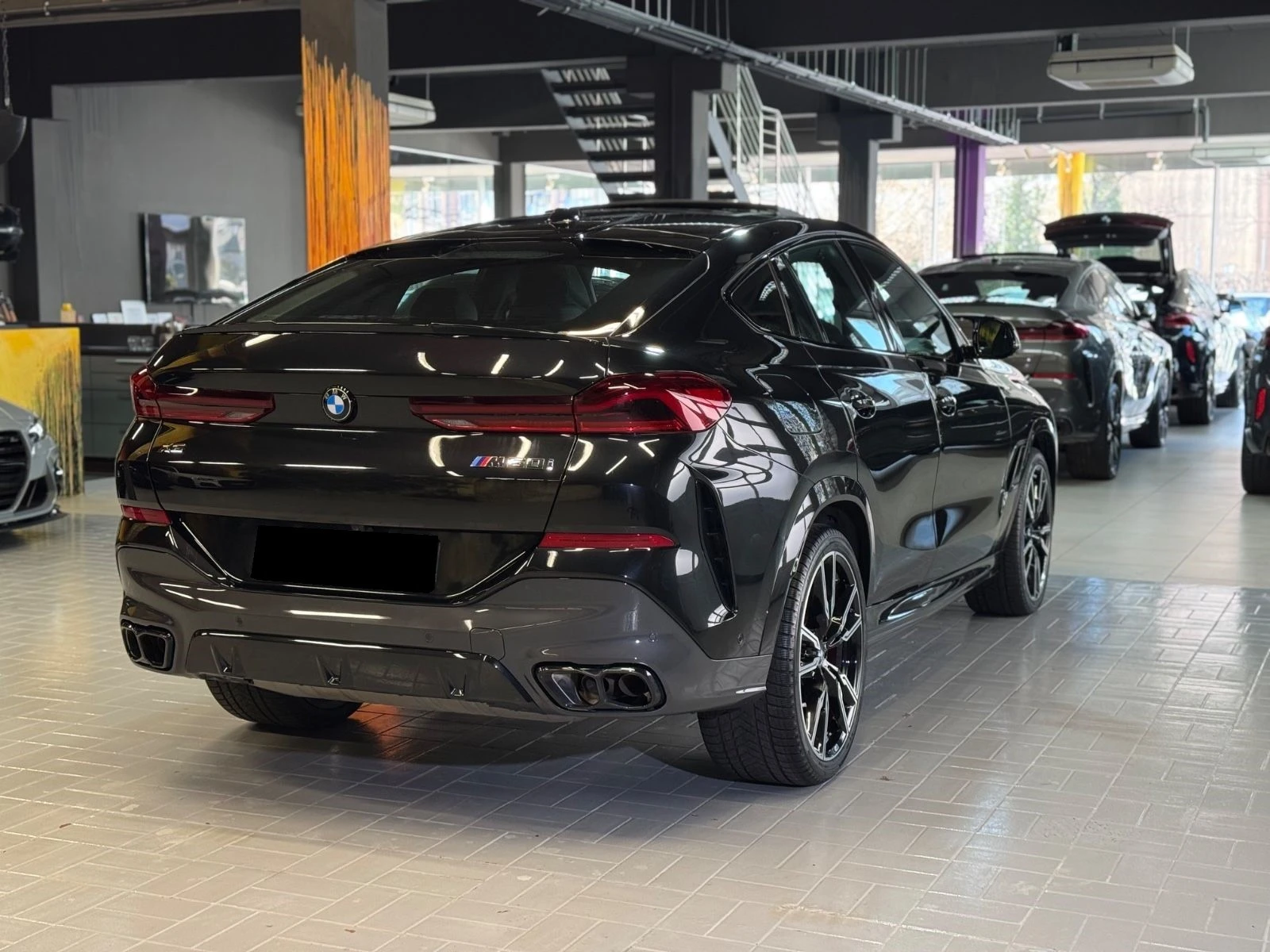 BMW X6 M60i/xDrive/FACELIFT/H&K/HEAD UP/PANO/360/ - изображение 6