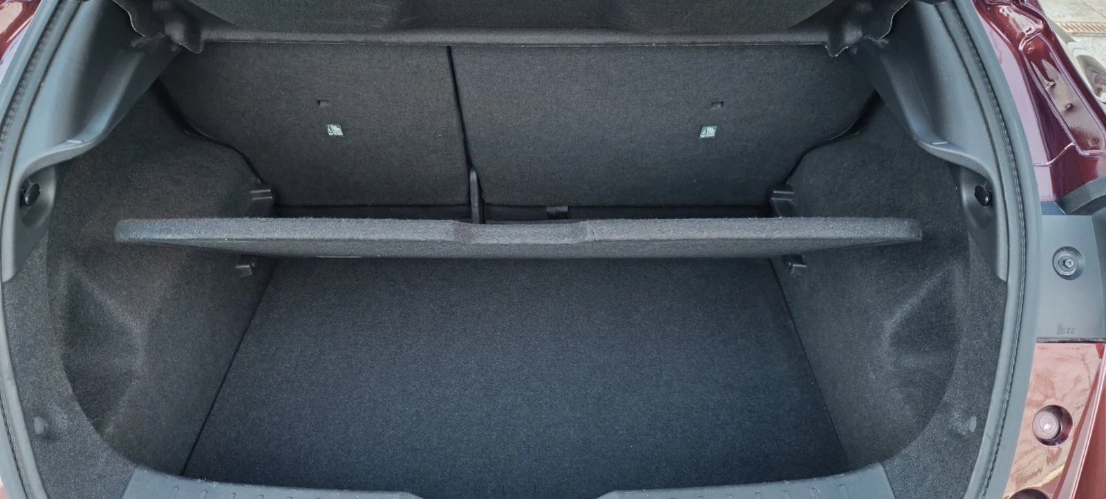 Nissan Juke 1.0 DiG-T 114 к.с. - изображение 6