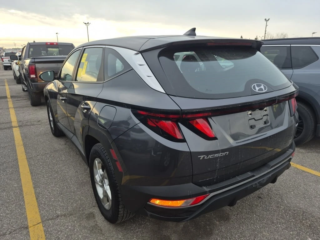 Hyundai Tucson 2023 Essential * CARFAX * БЕЗ ПЪРВОНАЧАЛНА ВНОСКА - изображение 3