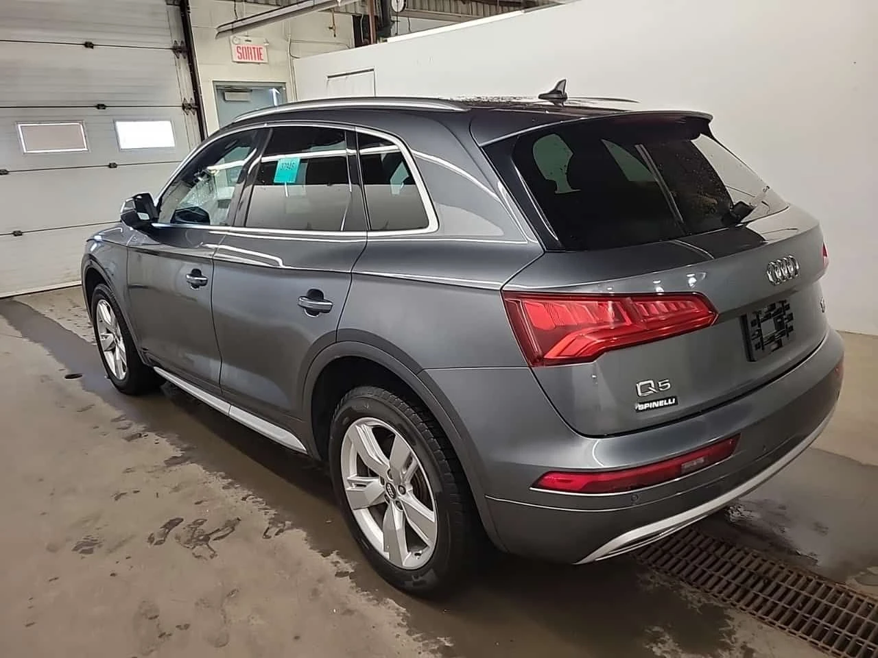 Audi Q5 TECHNIK  CARFAX, снимка 3 - Автомобили и джипове - 53854735