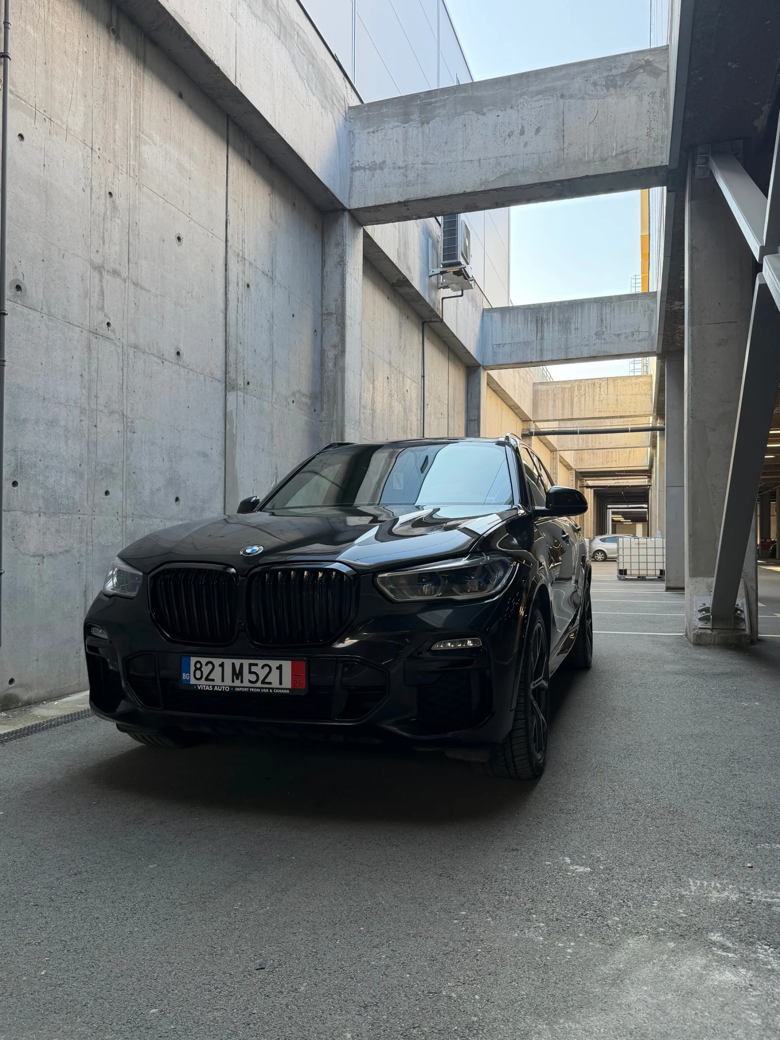 BMW X5 xDrive 40i M-Sport/ Laser/ Distronic/Pano/Soft, снимка 2 - Автомобили и джипове - 53865000